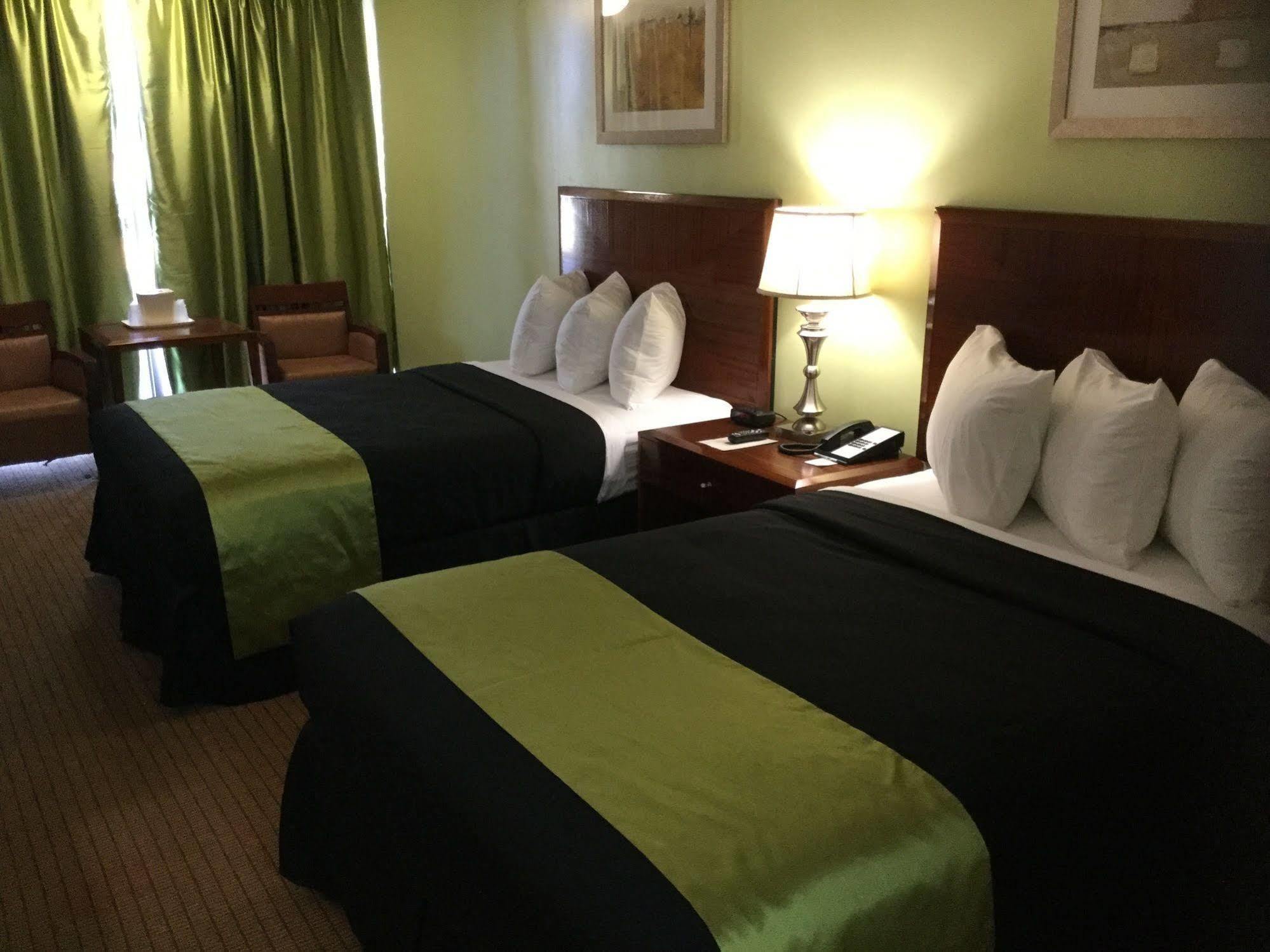 Green Tree Inn And Extended Stay Suites Victorville Esterno foto
